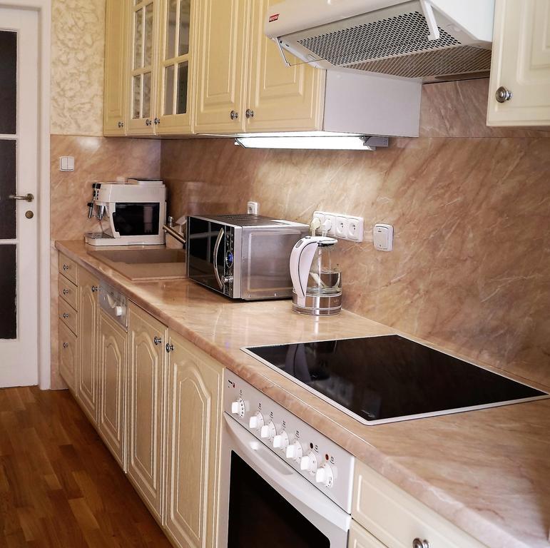 Art Apartments Celakovskeho Sady Praha Bagian luar foto